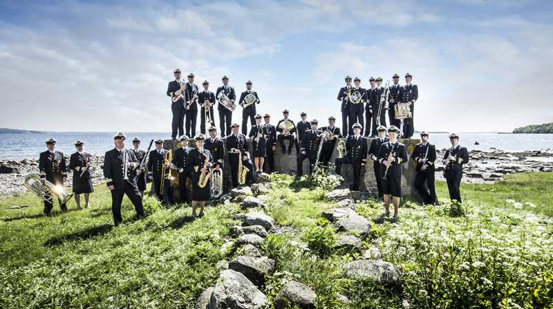 Kongelige norske marines musikkorps. Foto: Jon Klasbu / Forsvaret