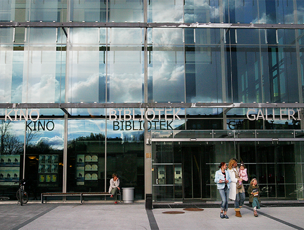 Asker bibliotek. Foto: Bjørn Djupvik