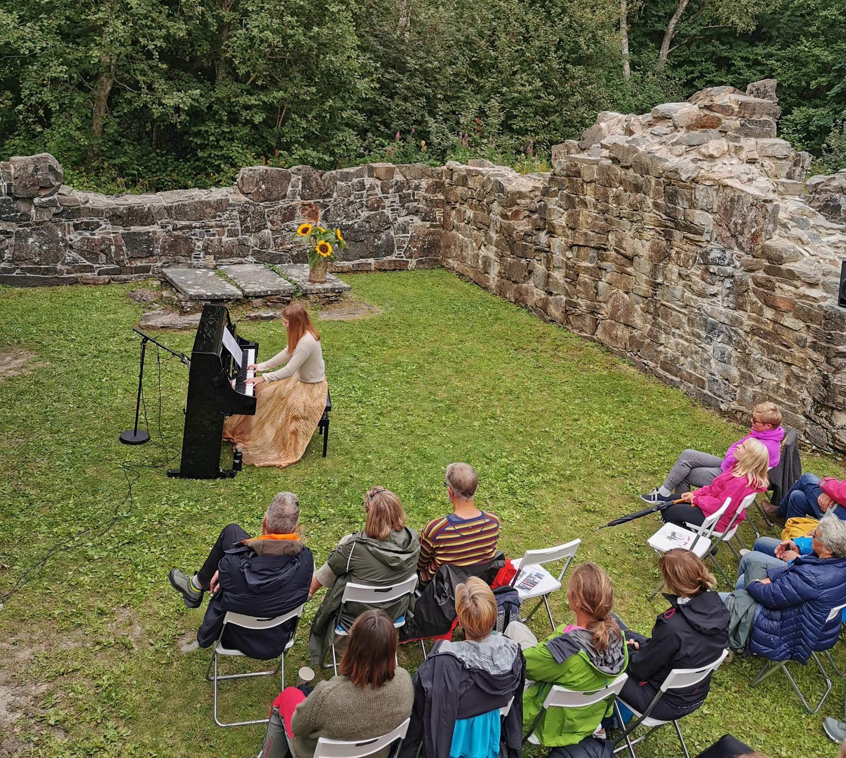 Konsert i klosterruiner