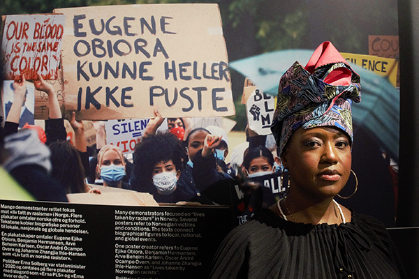Michelle Tisdel ved utstillingen «Din pust, din stemme» på Oslo Bymuseum. Fra 2024 tar Tisdel over som leder for Black History Month Norway, der dokumentasjon av norsk-afrikansk historie vil være en prioritet. Foto: Anna A. Oftedal / Utrop